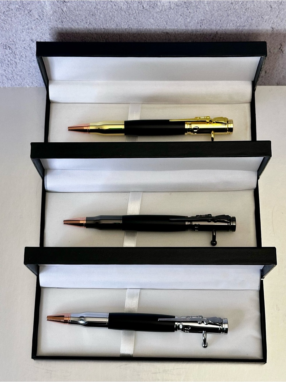New Set of 3 Boltee Action Pens + 3 Gift Cases Birthday Gift Men Cool Gadgets